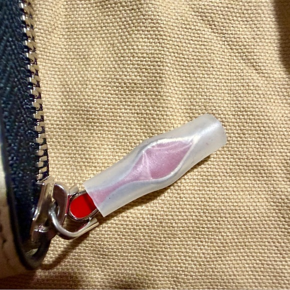 Christian Louboutin Panettone Continental Zippy Wallet LIKE NEW - Picture 7 of 15